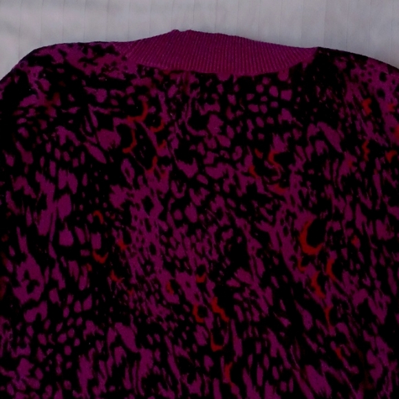 DC Cotton Blend Scoop Neck Abstract Print Pullover Sweater- Sz. Med - Picture 5 of 7